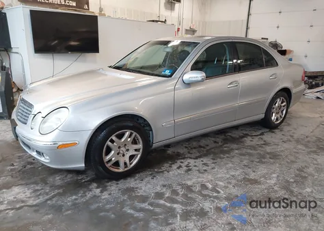 2003 Mercedes-Benz E 320 z USA, uszkodzony, nr VIN WDBUF65J53A262209